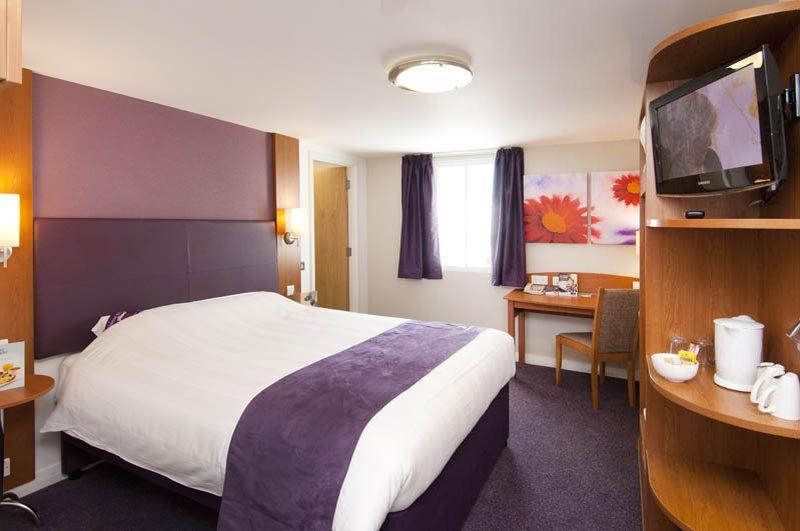 Premier Inn Huntingdon Luaran gambar